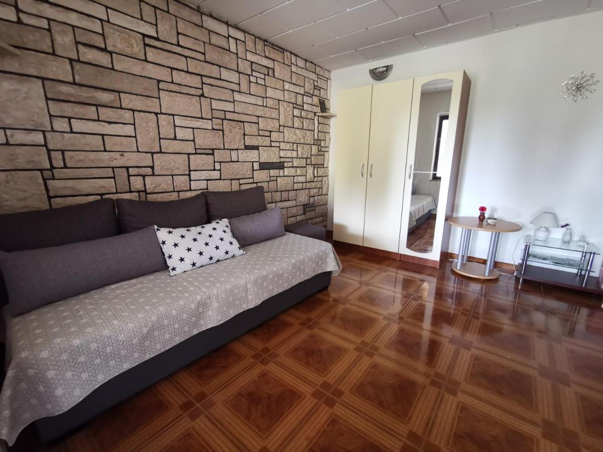 Apartmani Koin Медулин Екстер'єр фото